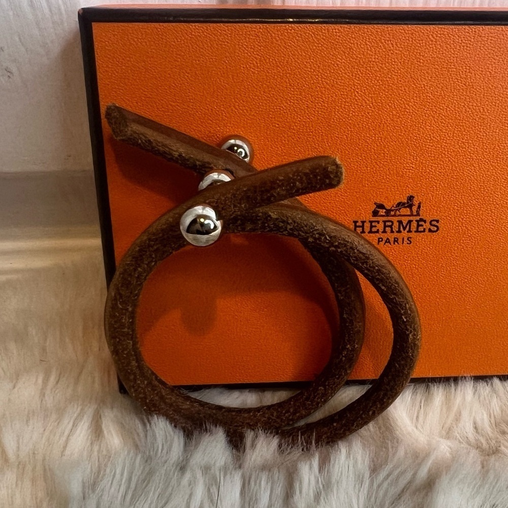 HERMES LEATHER BANGLE UNISEX BRACELET WITH BOX - Picture 5 of 15